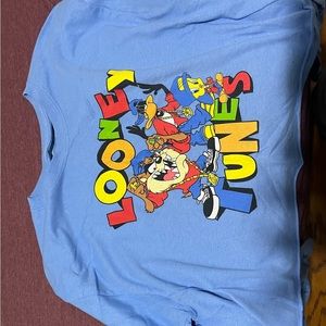 Forever 21 Looney tunes long sleeve crop top